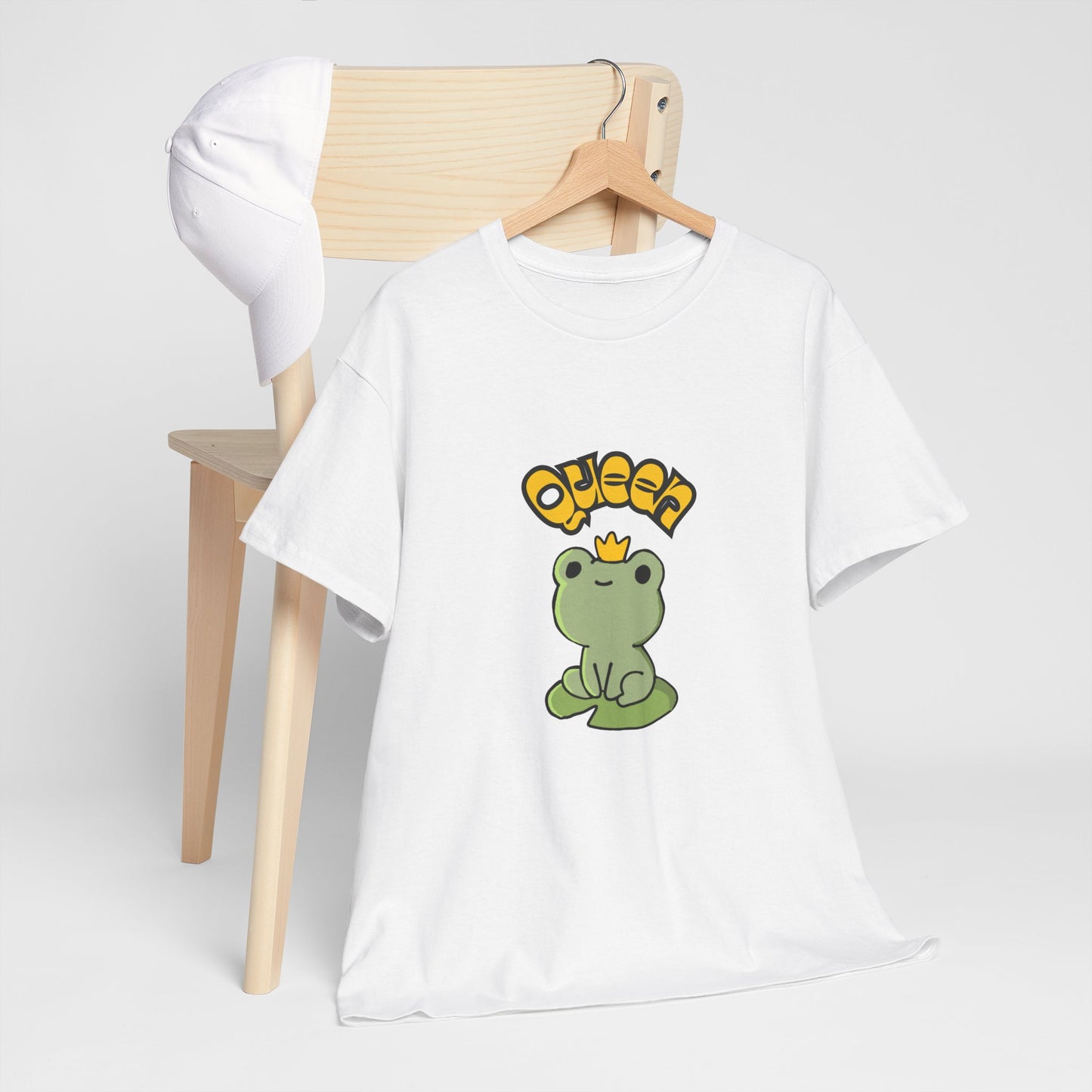 Cute Frog Queen Unisex Heavy Cotton Tee